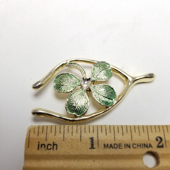 Vintage Gerry's Four Leaf Clover Wishbone Brooch, Green and Gold Tone, Good Luck - Picture 5 of 7